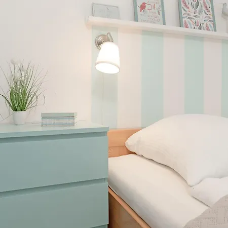 Haus Beau Rivage Strandbude Daire Scharbeutz